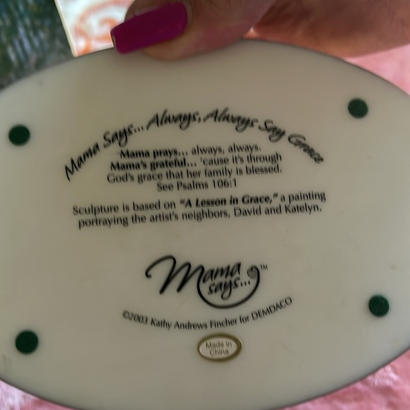 Gorgeous Collectable: Mama Says…Always, Always Say Grace Figurine - Picture 5 of 12